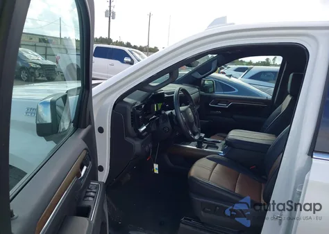 2024 Chevrolet Silverado 1500 4Wd Short Bed High Country from USA, damaged, VIN 1GCUDJEL2RZ386542